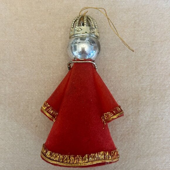 Vintage Christmas Ornament Set of 3 Red Velvet Harlequin Ball King Figurine Gold - Picture 4 of 8